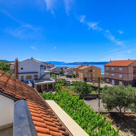 Lucija *