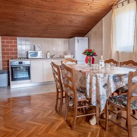 Lucija Apartamento