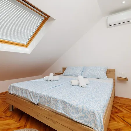 Lucija * Crikvenica